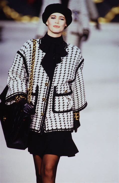 1990s chanel|chanel 1990 fashion show.